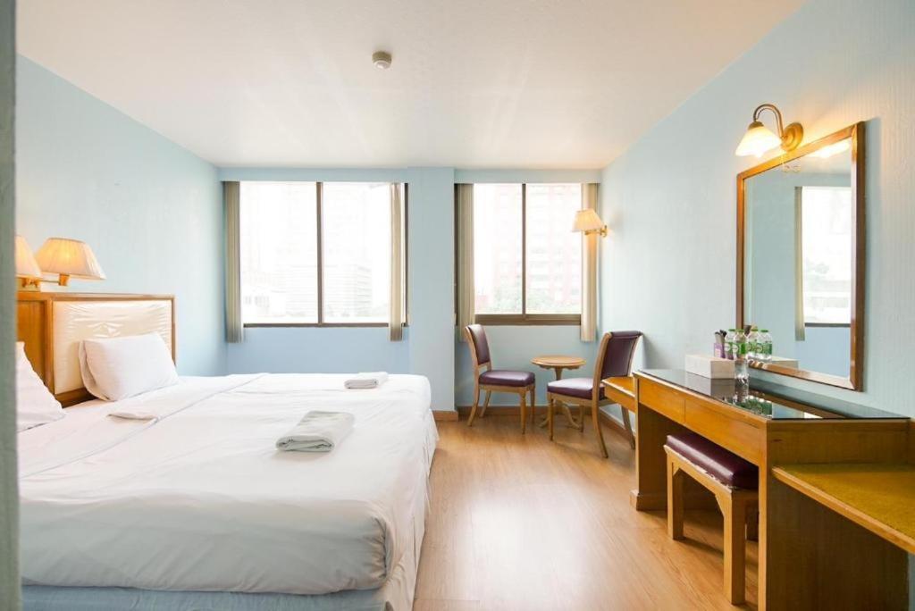 Wish Inn Chidlom V วิช อินน์ ชิดลม 2 방콕 외부 사진